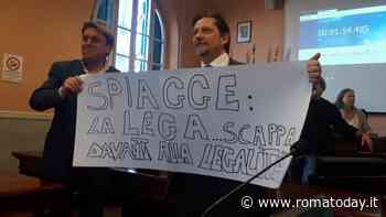 Salvini a Ostia, il M5s attacca la Lega e Raggi attacca: "Loro contro abbattimento del Lungomuro"