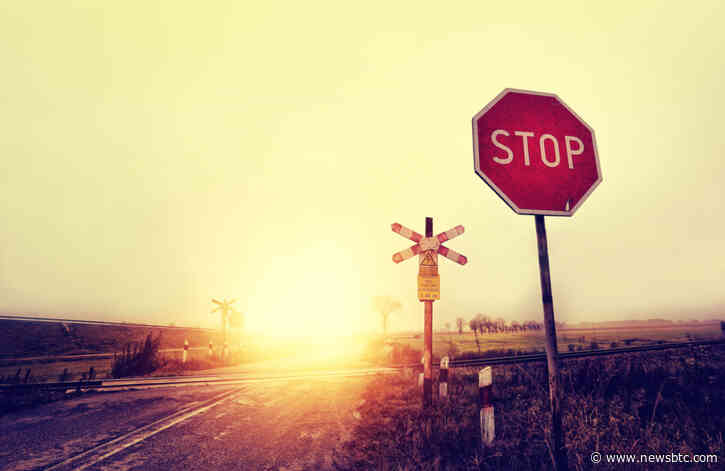 Bitcoin Price Faces Brutal Rejection Above $9,800