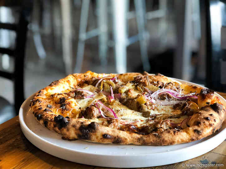 Review: Focus on the pizza at Snipe Island Crafthouse in Newport Beach