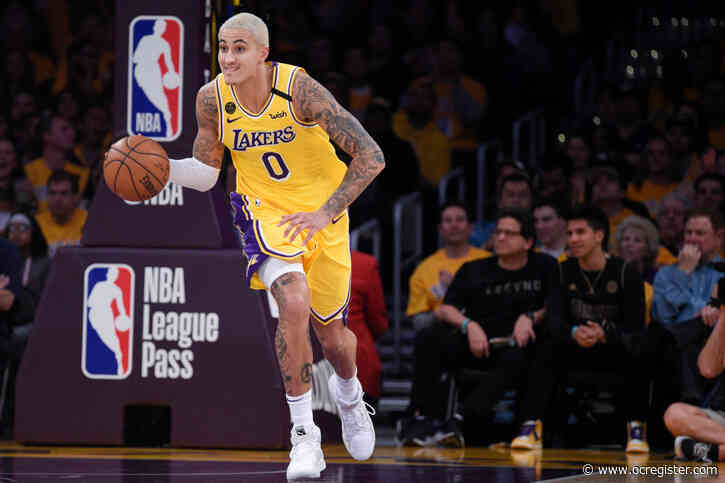 Lakers stand pat at trade deadline as NBA rattles and shakes