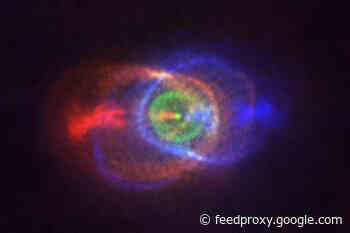 Dueling Stars Leave a Multicolored Cosmic Light Show