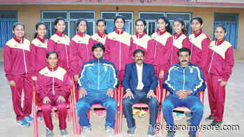 Handball team of Mysore Varsity - Star of Mysore