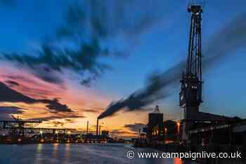 Is it irresponsible for media owners to accept ads from fossil fuel companies?