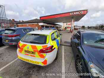 Thief steals cash after child alerts him to dropped wallet