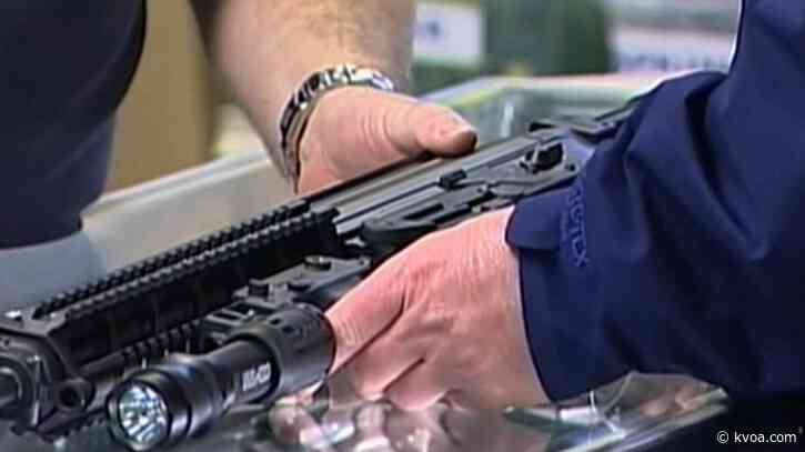 Virginia lawmakers advance assault weapon ban