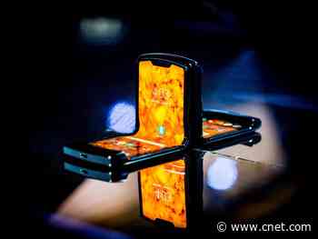 Does our Motorola Razr fold test mean this phone won't last a year? Not quite     - CNET