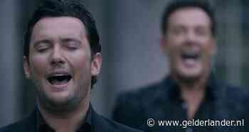 Tino Martin grapt over affaire met Gerard Joling: ‘Terug bij ex sinds die over is’