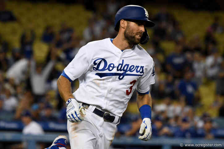 Chris Taylor, Dodgers agree on two-year extension
