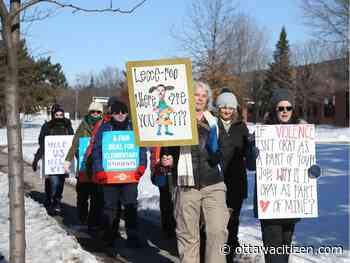 Ottawa public elementary teachers hit the picket lines Wednesday in first of two strikes this week - Ottawa Citizen