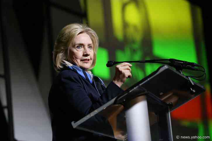 Team Clinton Hits Sanders Ahead of New Hampshire Primary