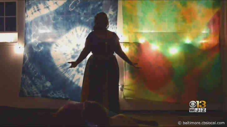 Right Here Right Now: The Art Of Dyeing