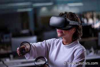 Facebook warns of hit to Oculus production from cornonavirus