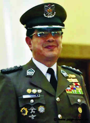 Policías: Montero no habla con su Estado Mayor - Pagina Siete