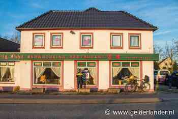 Politie waarschuwt: ‘Er zitten mensen in verlaten Ewijkse wok’