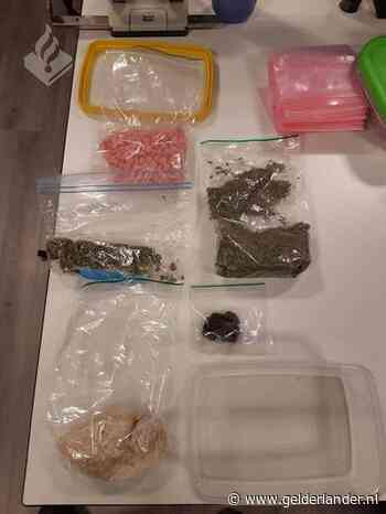 Voertuig vol drugs op N18: ruim 650 xtc-pillen, blokjes hasj en speed gevonden