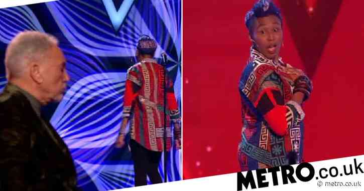 The Voice UK: Singing hopeful accidentally walks off stage after Tom Jones turns for her