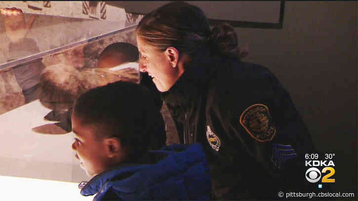 Pittsburgh Police Take Students On Field Trip To See The Mummies At Carnegie Science Center