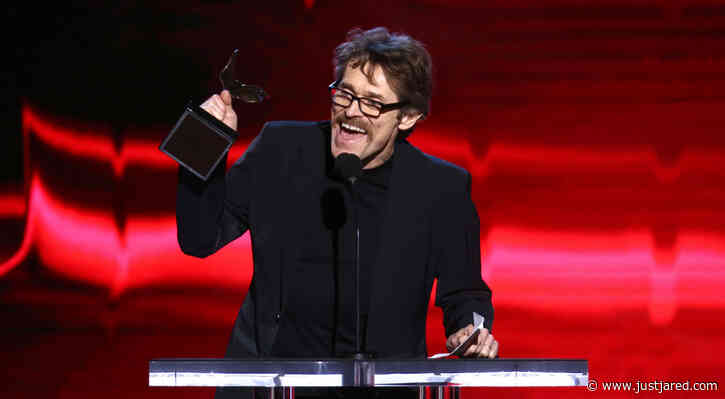Willem Dafoe Wins Best Supporting Actor at Spirit Awards 2020!