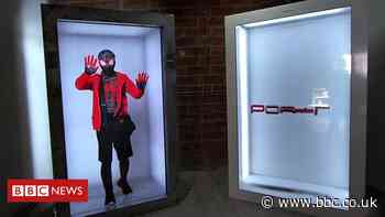 Portl's 'holoportation booth' lets users beam-in live and life-sized