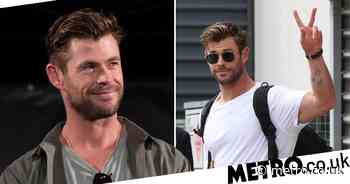 Chris Hemsworth is all peace signs and smiles after landing back home - Metro.co.uk