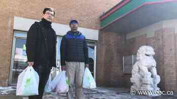 Chinese Canadians support others returning from China through self-imposed quarantine