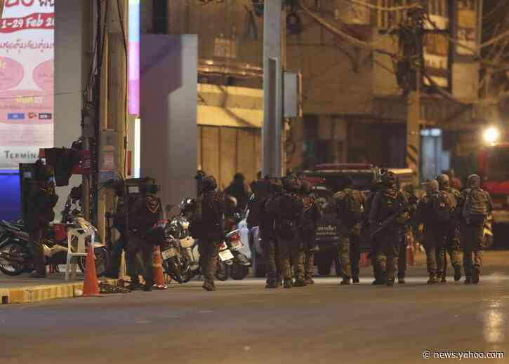 21 dead, 31 hurt in Thai mass shooting; gunman hides in mall