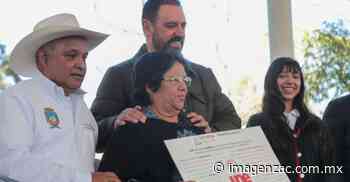 Alejandro Tello entrega apoyos a los habitantes de Villa Hidalgo - Imagen de Zacatecas, el periódico de los zacatecanos