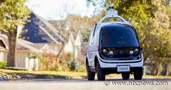 Pizza-toting robots: U.S. lets Nuro deploy driverless delivery vehicles
