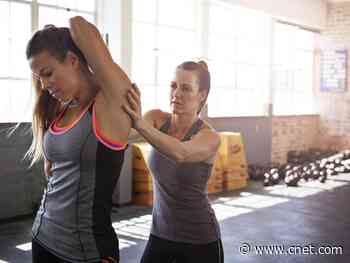 Should you pay someone to help you stretch? I tried it to find out     - CNET