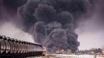 Ignited Sask. crude oil train was using new crash-resistant tank cars endorsed by feds