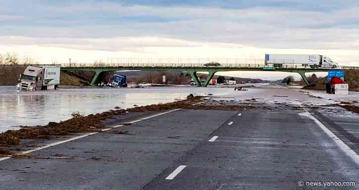 Oregon flooding abates; part of interstate still closed