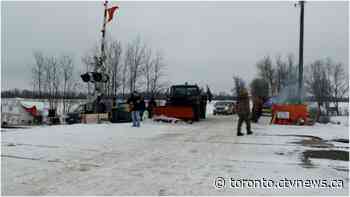 Protesters continue to block railway traffic near Belleville, Ont.