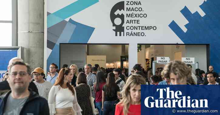 Critic accidentally destroys $20,000 arwork at Mexico fair
