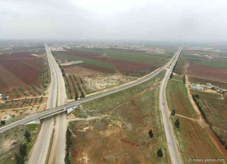 20 civilians dead as Syrian govt set to retake key highway: monitor