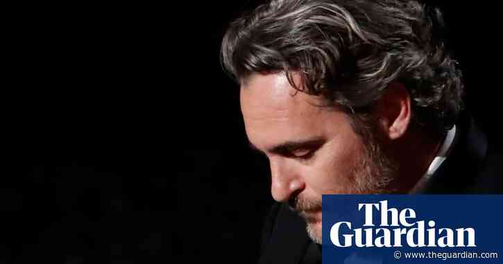 Joaquin Phoenix responds to best actor Oscar with impassioned speech on inequality