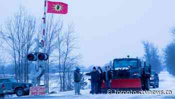 Protesters blocking VIA Rail tracks force train cancellations for fourth straight day