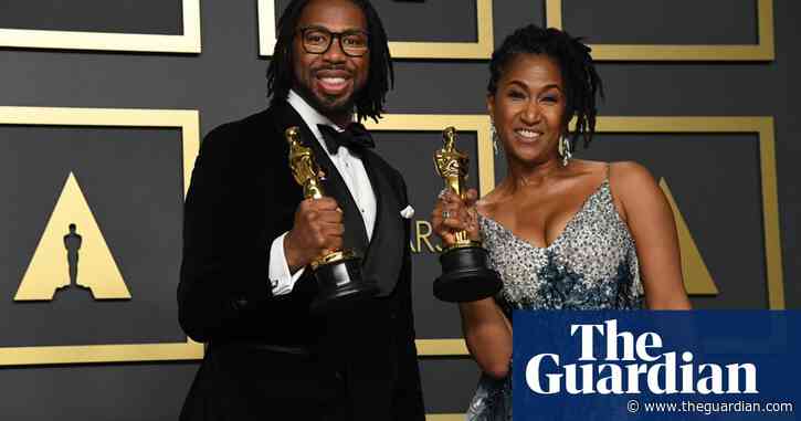 Former NFL player scoops Oscar eight years after predicting he would win award