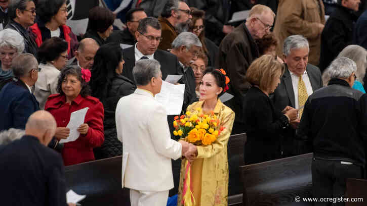 132 couples renew marriage vows during Mass at Christ Cathedral