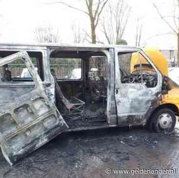 Poolse brandstichter stak bestelbus in Oss aan met molotovcocktail