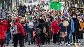 Hundreds march through Vancouver in solidarity with Wet'suwet'en