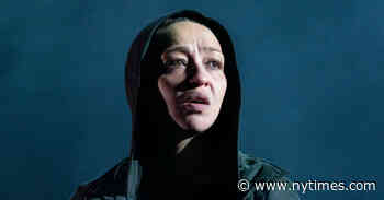 Review: In ‘Hamlet,’ Ruth Negga Rules as a Player Prince