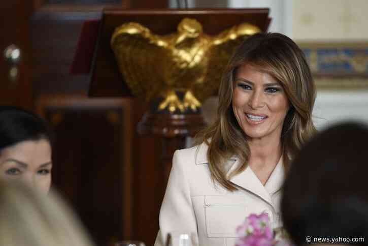 Melania Trump asks governors' spouses to tackle cyberassault