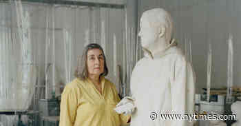 A Sculptor of the Female Gaze