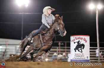 UM Entrepreneur Encourages Young Women to Find Their Success - HottyToddy.com