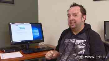 Edmonton workers finding guidance and training in struggling job market - CBC.ca