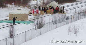 CN Rail to shut down tracks in northern B.C. if pipeline blockade continues