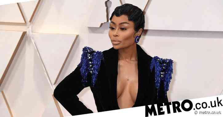 Blac Chyna plays us all by posting and deleting baby scan snap on Instagram and fans are very confused