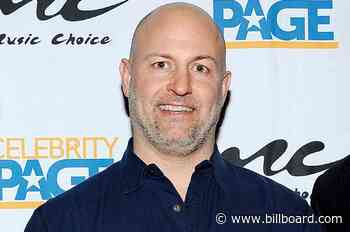 Apple Hires Warner Music's Jeff Bronikowski for Business Development