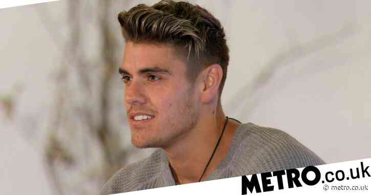 Love Island: Fans back Luke Mabbott after Mike Boateng digs him out in the kitchen for making Demi Jones breakfast