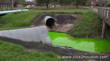 Explained: What’s going on with fluorescent green water in this Houston bayou - KPRC Click2Houston